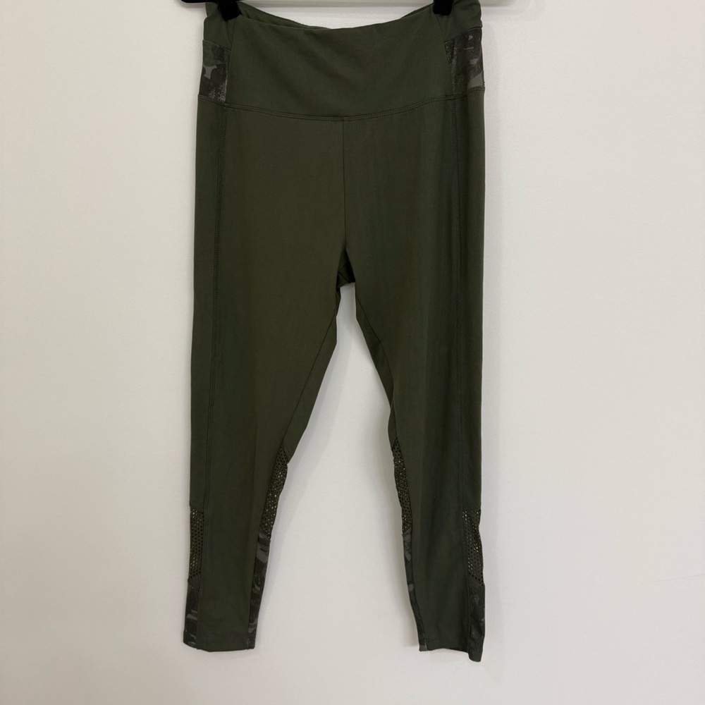 MARIKA Olive Green Camo Leggings with Mesh Accents Legging Women size Large #177